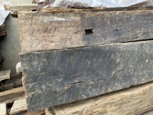 Reclaimed Oak Beams 03